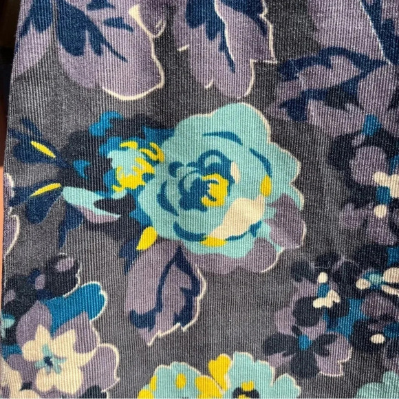 BODEN ~ Floral corduroy medium length skirt - Picture 3 of 11